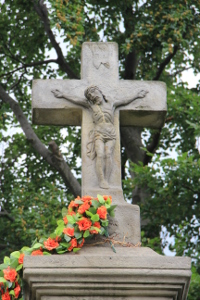 Krzyż - Kapliczka Przydrożna - Przełęcz Zubrzycka